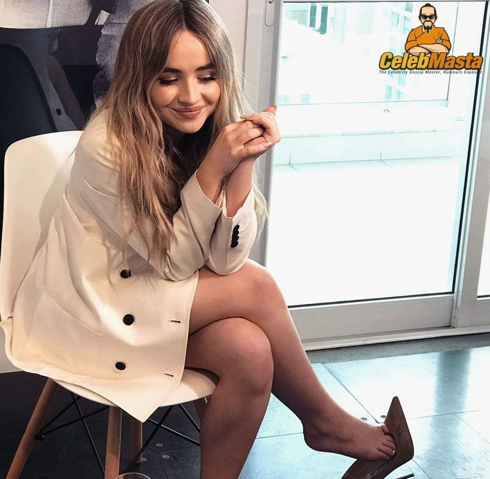 Sabrina Carpenter Photo Set photo 1