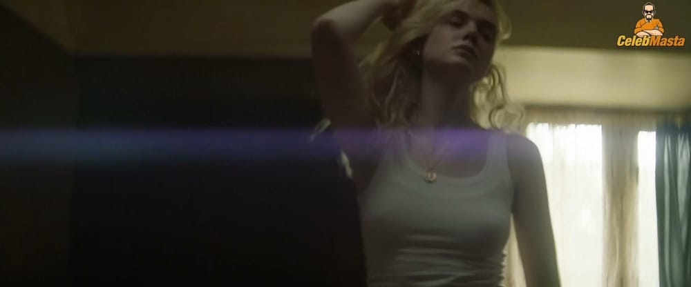 Photo Gallery: Elle Fanning photo 1