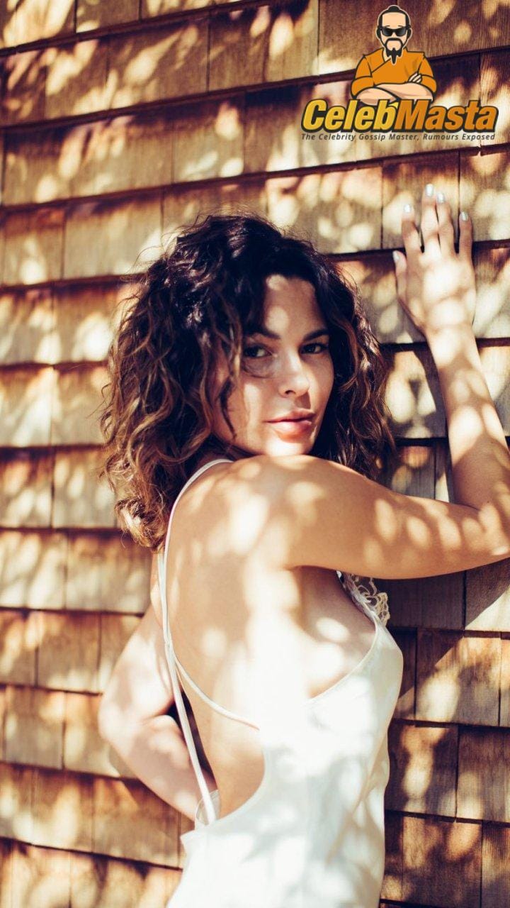 Nadine Velazquez Photo Gallery photo 1
