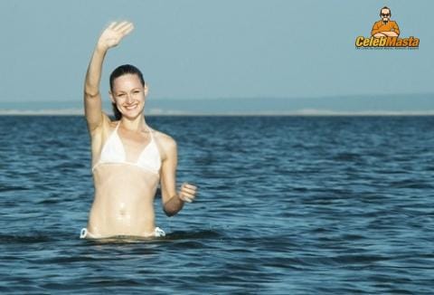 Kerry Bishe Photo Gallery photo 1