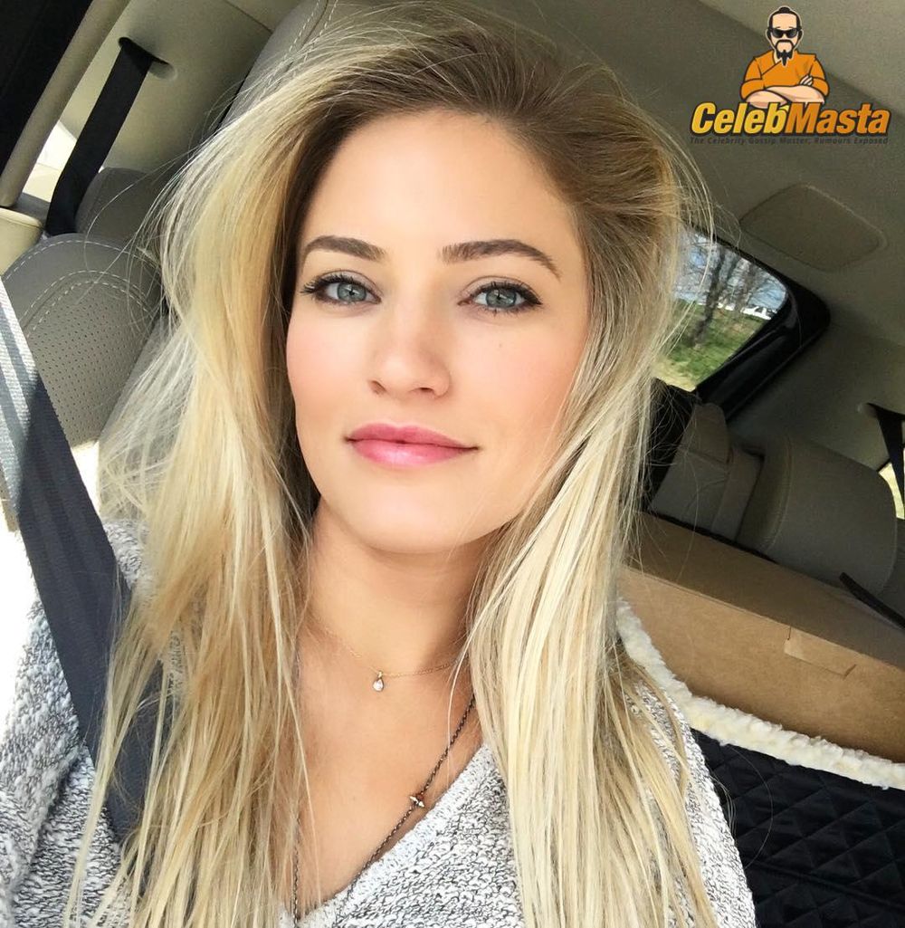 Justine Ezarik Pics Gallery photo 1