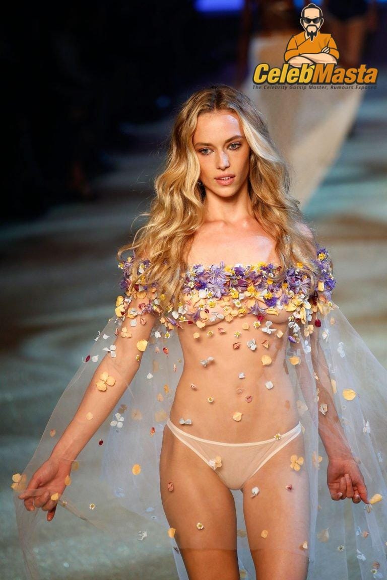 Hannah Ferguson Photo Set photo 1