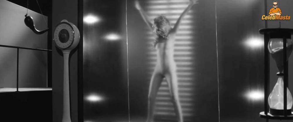 Brigitte Bardot Photo Set photo 1