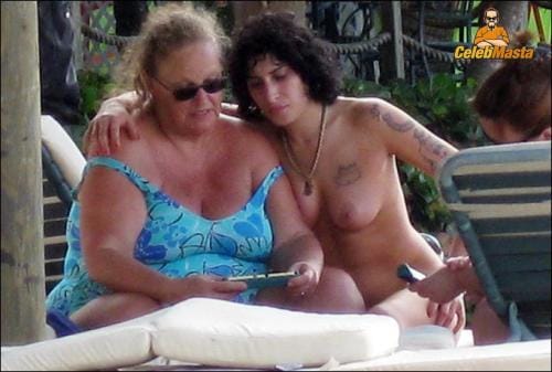 Amy Winehouse Photo Gallery photo 1