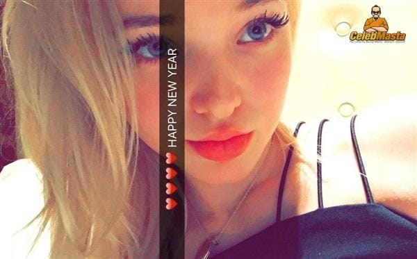 Dove Cameron Photo Set photo 1