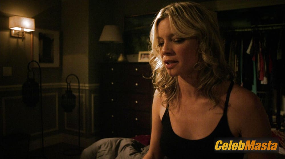 Amy Smart Photos from Justified photo 1
