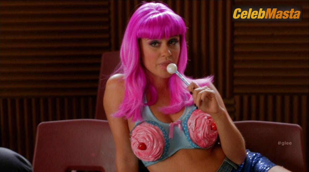 Becca Tobin Scene Photos Gallery from Glee photo 1