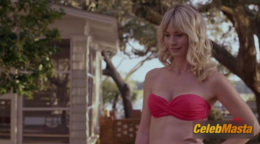 Cameron Richardson Photo Set from Honeymoon From Hell photo 1