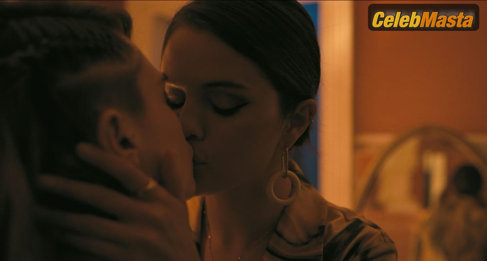 Cara Delevingne Photo Collection from Only Murders In The Building photo 1