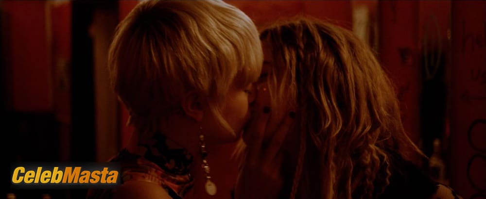 Cara Delevingne Scene Photos Gallery from Her Smell photo 1