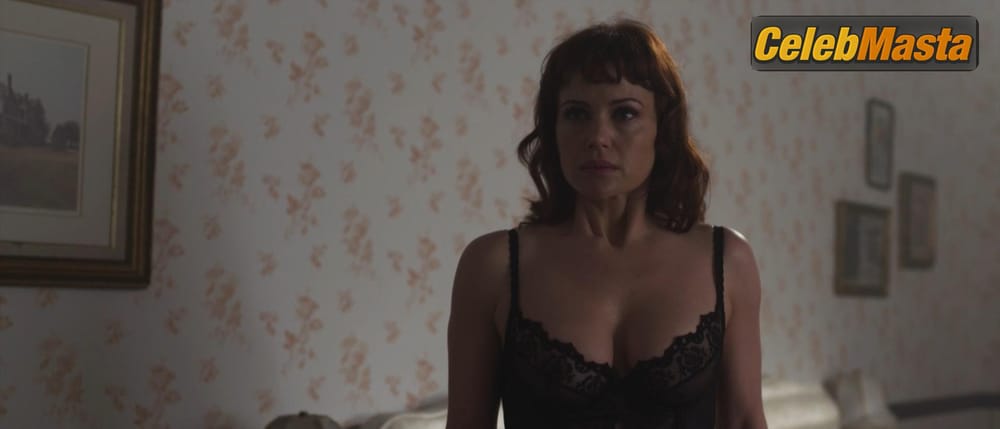 Carla Gugino Photo Collection from Tell-tale photo 1
