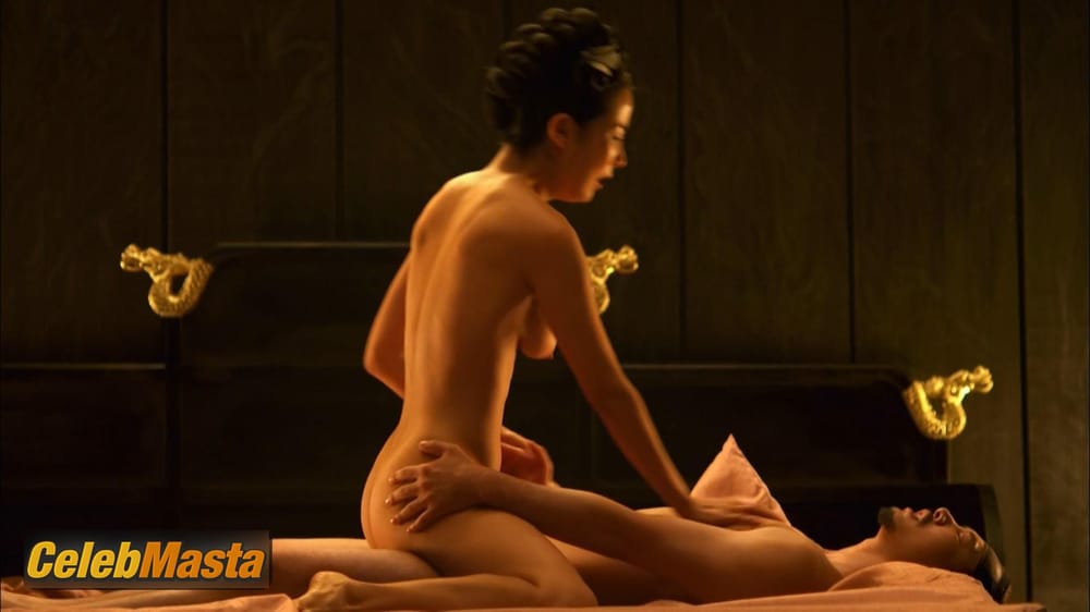 Cho Yeo-jeong Photo Gallery from The Concubine photo 1