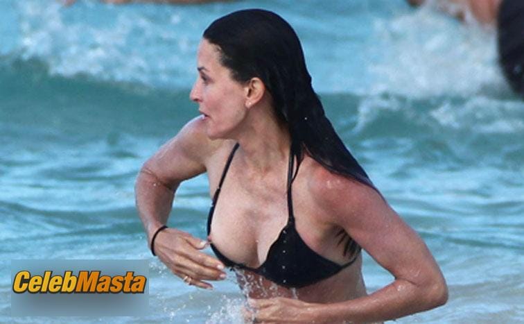 Courteney Cox Photos from Beach Babes photo 1