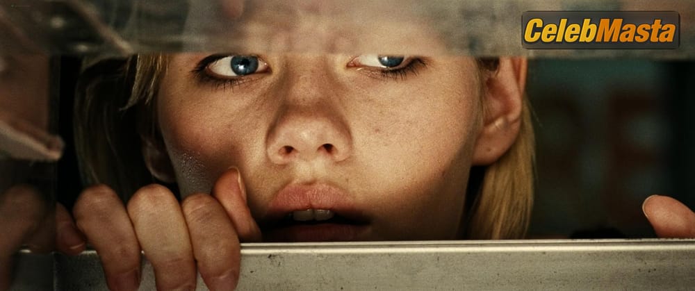 Elisha Cuthbert Photos from Captivity photo 1