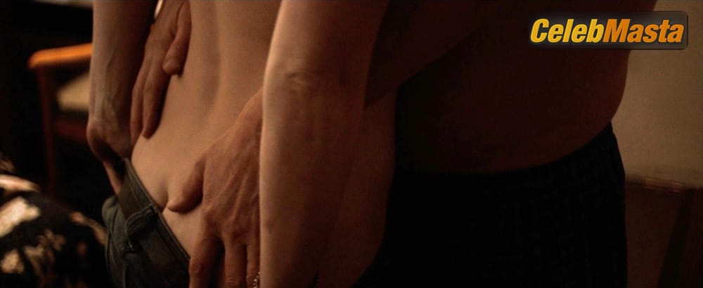Emily Blunt Photo Collection from Arthur Newman photo 1