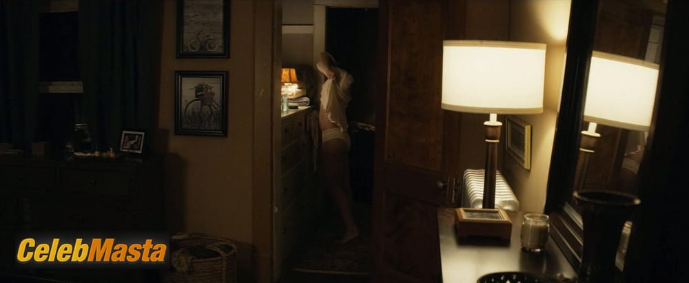 Evangeline Lilly Scene Photos Gallery from Little Evil photo 1