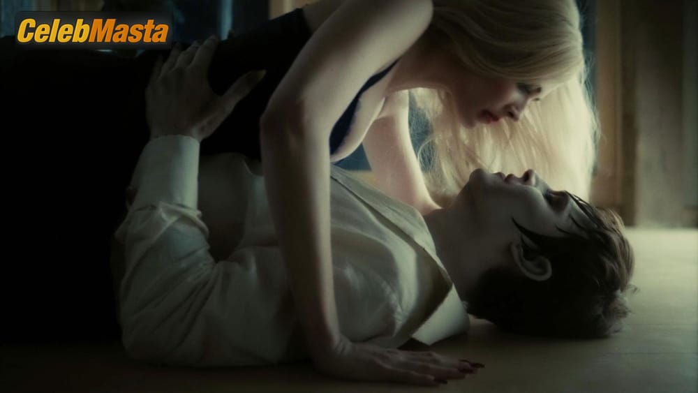 Eva Green Photo Set from Dark Shadows photo 1
