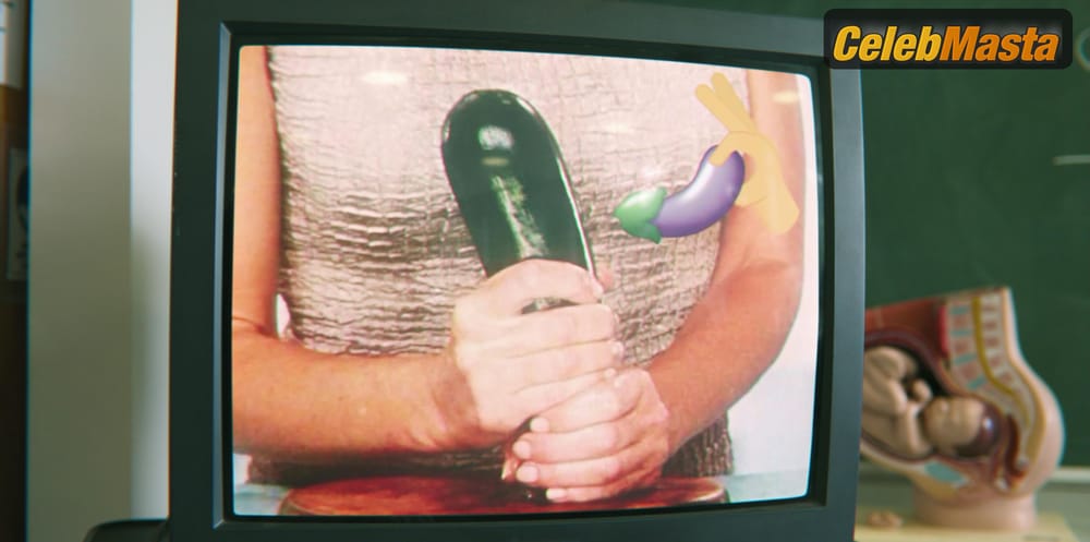 Gillian Anderson Photo Gallery from Sex Education photo 1