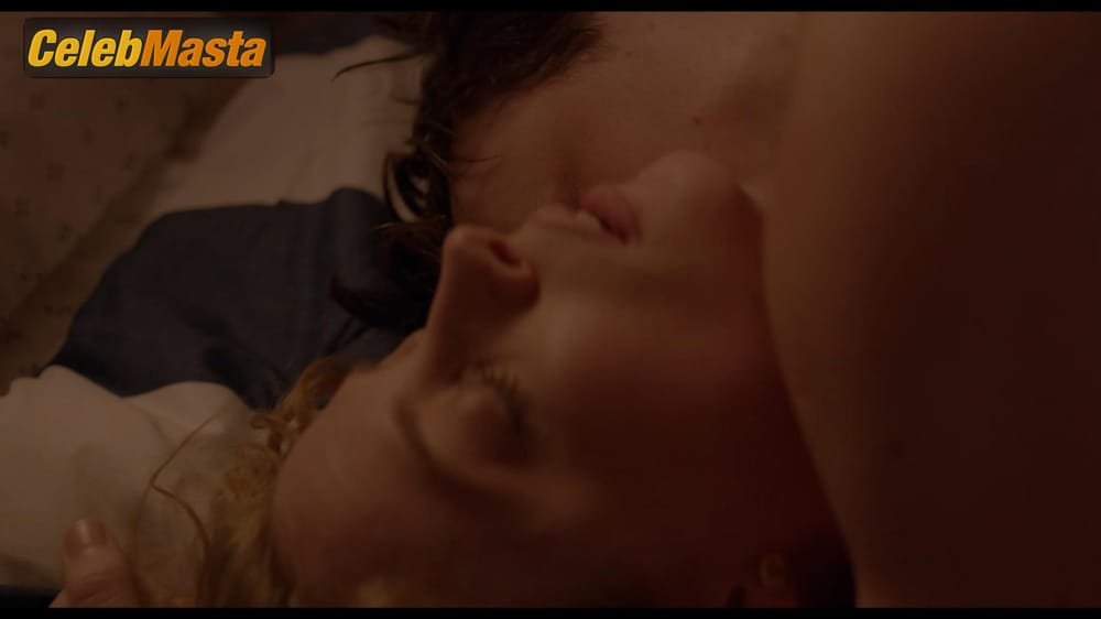 Gillian Jacobs Photo Collection from I Used To Go Here photo 1