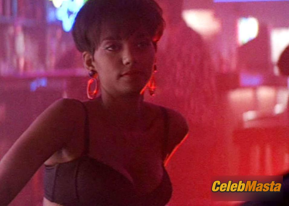 Halle Berry Photo Collection from The Last Boy Scout photo 1