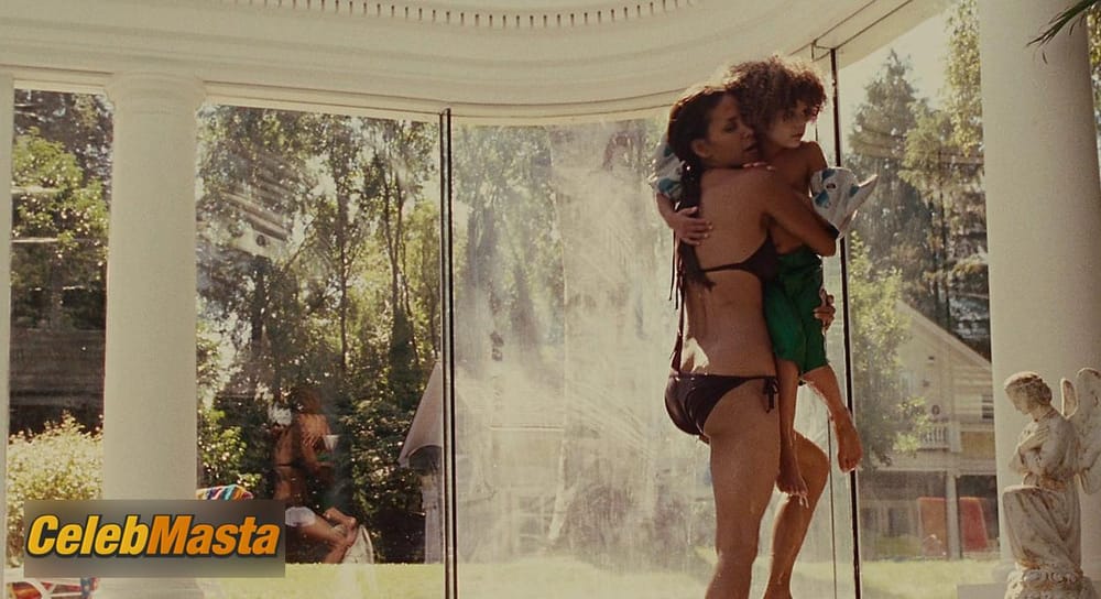 Halle Berry Photo Set from Things We Lost In The Fire photo 1