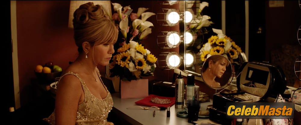 Jennifer Aniston Photo Gallery from Dumplin’ photo 1