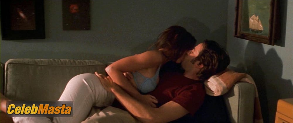 Jennifer Love Hewitt Scene Photos Gallery from Heartbreakers photo 1