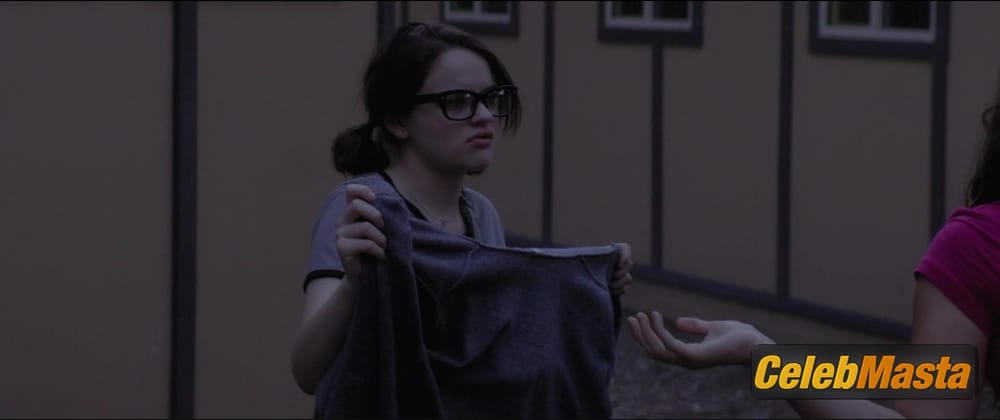 Photo Gallery: Joey King in Camp photo 1