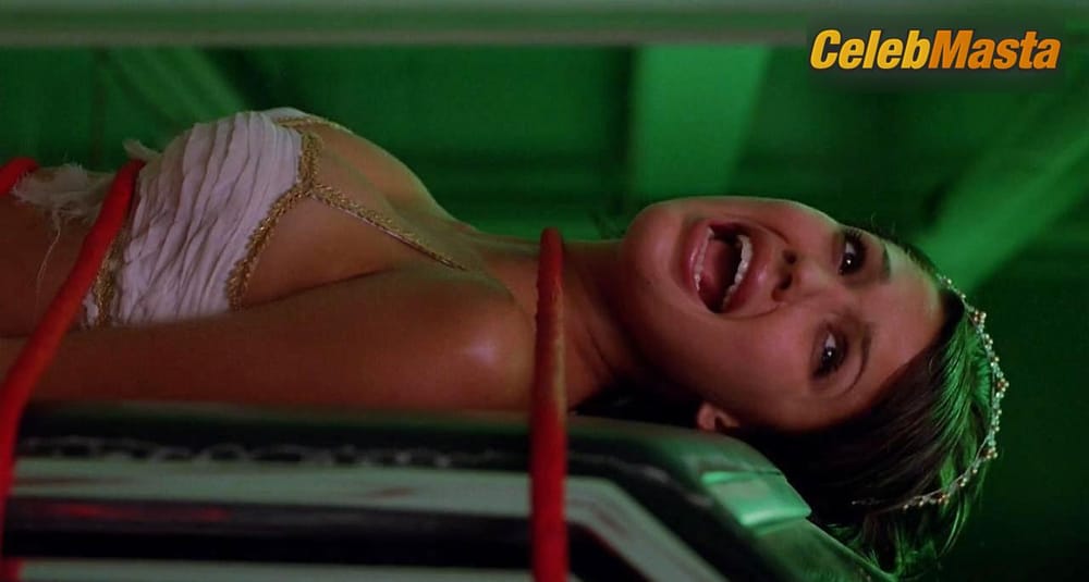 Jessica Alba Scene Photos Gallery from Idle Hands photo 1