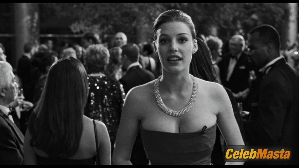 Jessica Pare Scene Photos Gallery from Stardom photo 1
