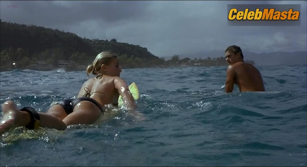 Michelle Rodriguez Photo Set from Blue Crush photo 1