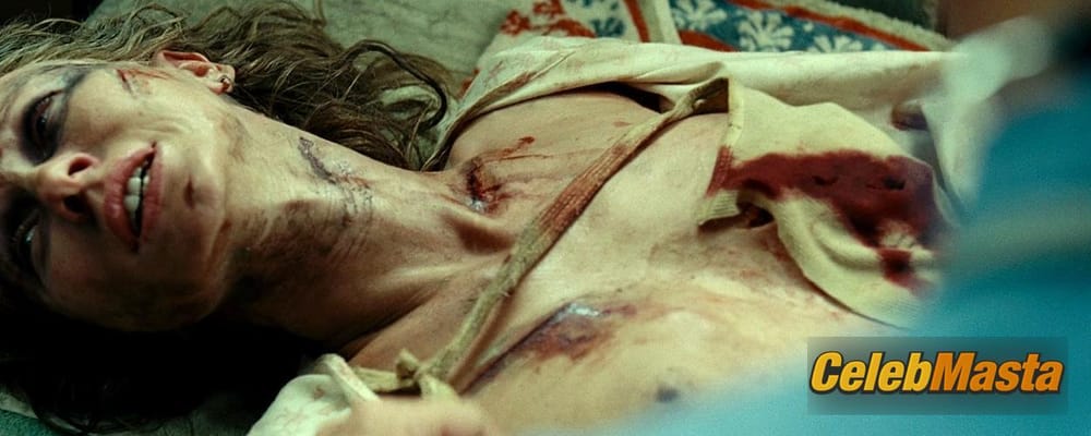 Photo Gallery: Naomi Watts in The Impossible photo 1