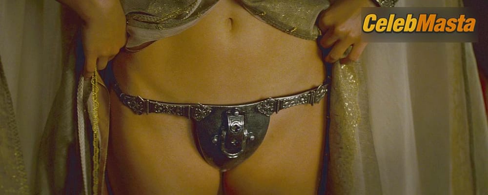 Natalie Portman Photo Gallery from Your Highness photo 1