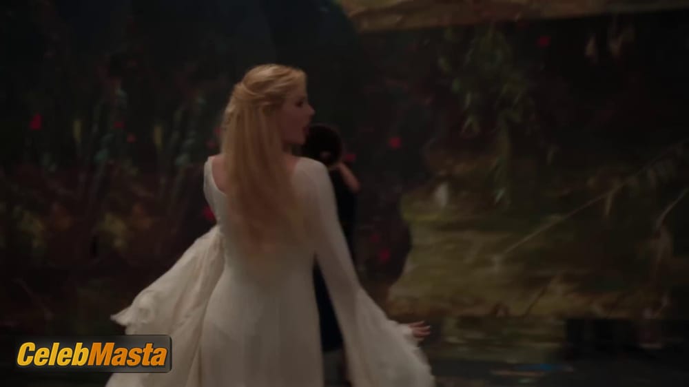 Taylor Swift Photo Collection from The Fate Of Ophelia photo 1
