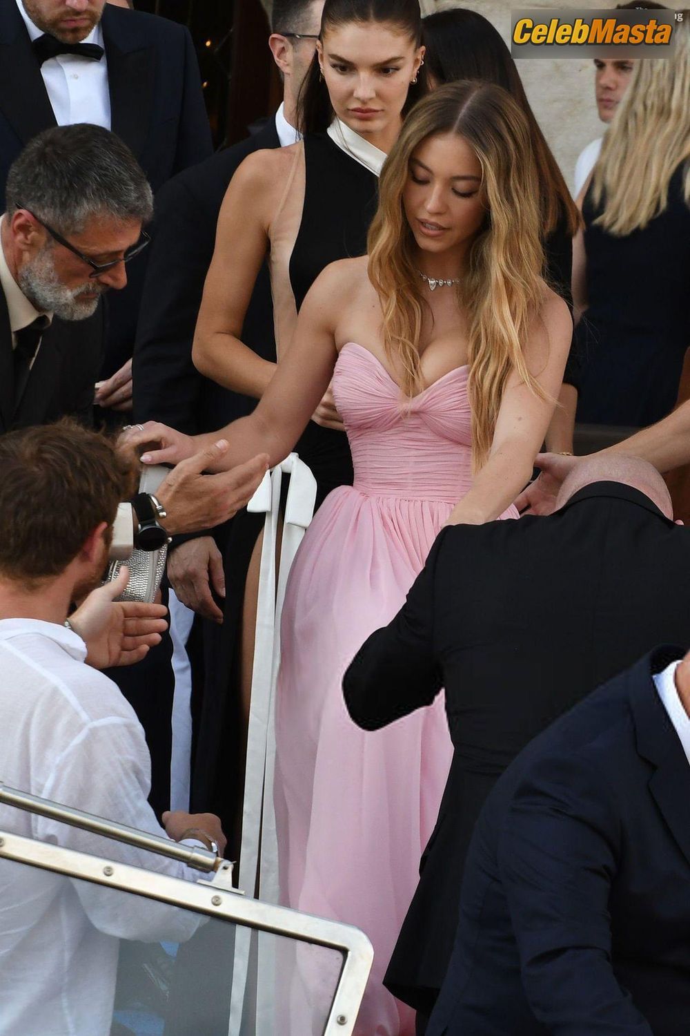 Sydney Sweeney Sexy Seen Flaunting In A Hot Pink Gown In Venice Photo Gallery photo 1