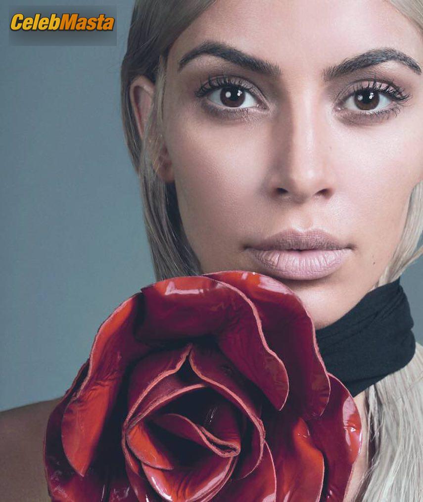 Kim Kardashian Sexy for S Moda Photo Gallery photo 1