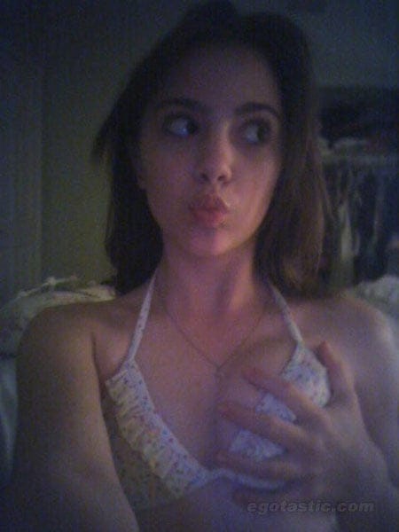 Vanessa Hudgens Pics Collection photo 1