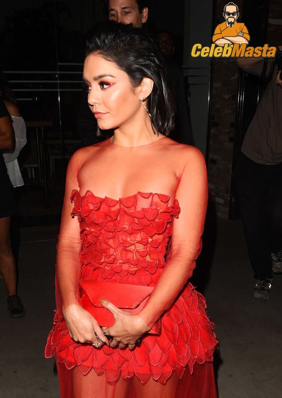 Vanessa Hudgens Photo Collection photo 1
