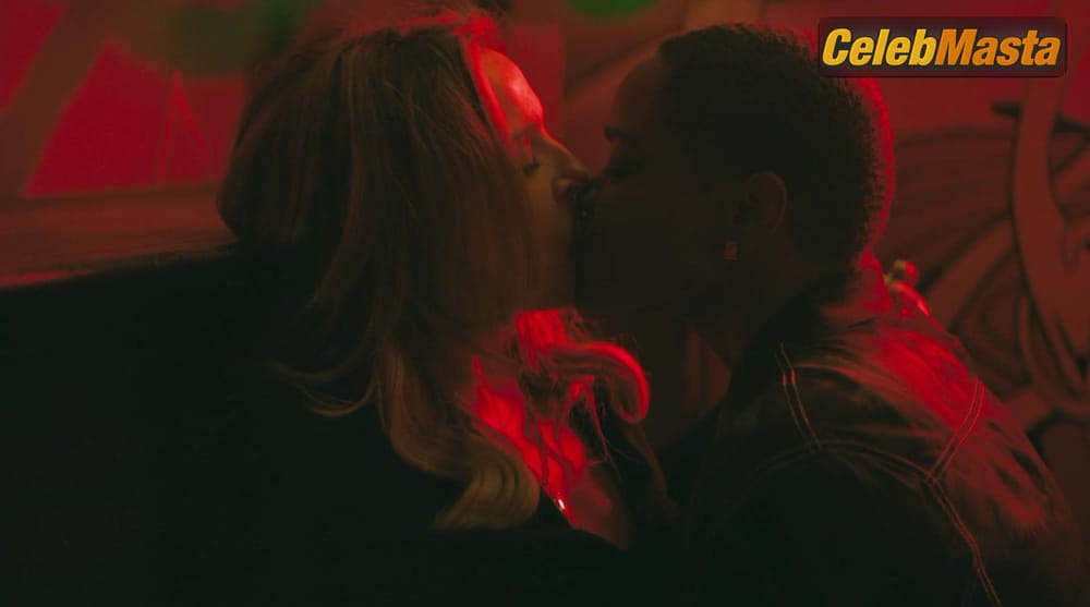 Kim Cattrall Scene Photos Gallery from Queer as Folk photo 1