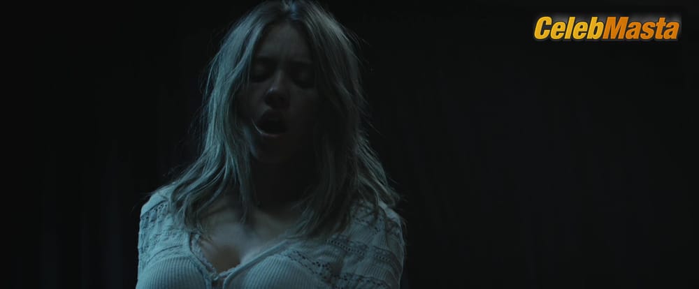 Sydney Sweeney Photos from Nocturne photo 1
