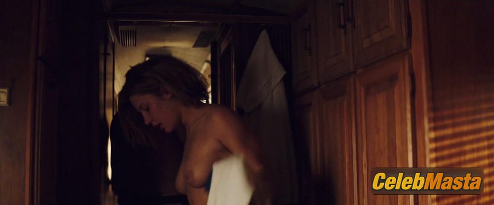 Adele Exarchopoulos Photo Set from Racer And The Jailbird photo 1