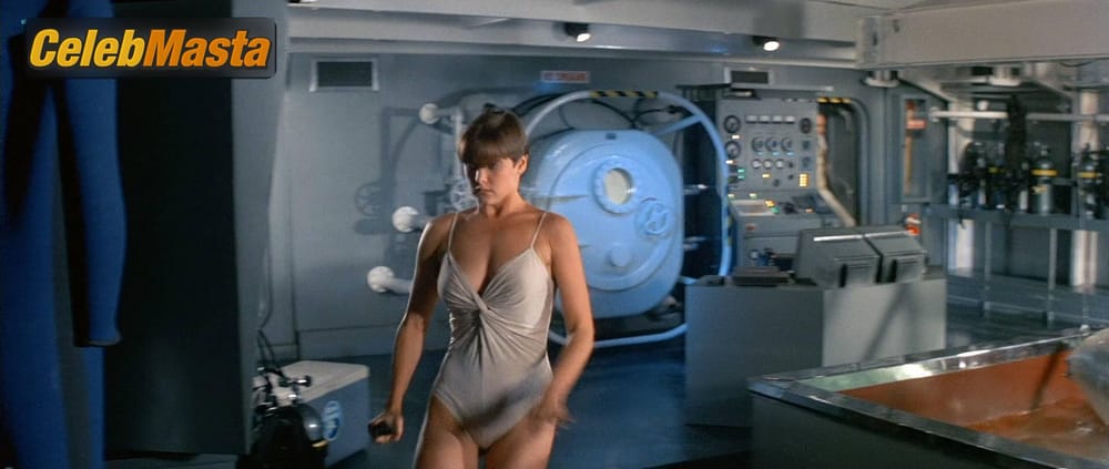 Talisa Soto Photos from Licence To Kill photo 1