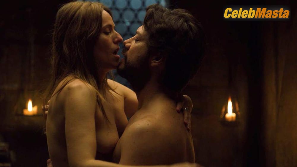 Itziar Ituno Photos: In Season 3 Episode 7 Of La Casa De Papel (money Heist) photo 1