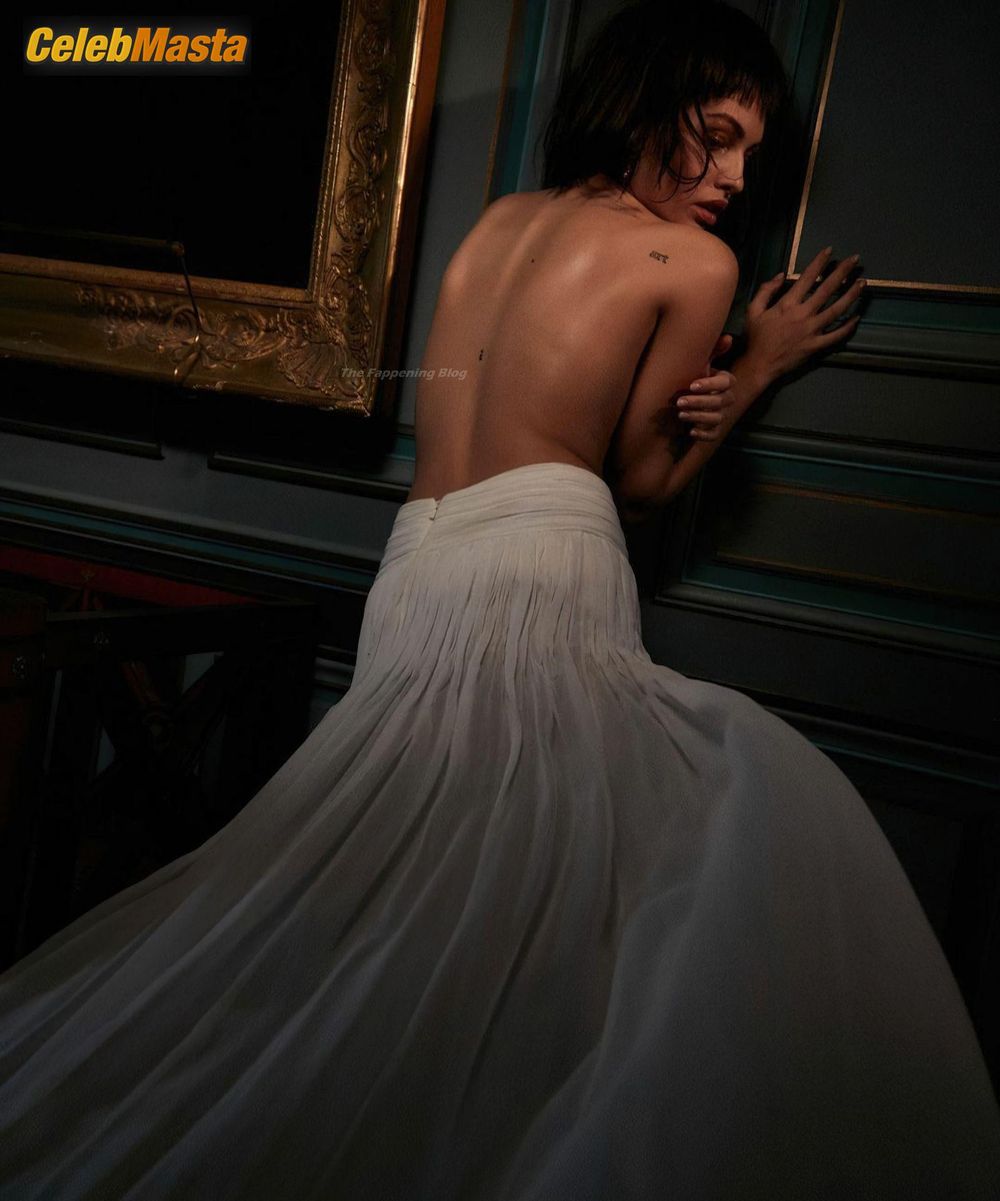 Thylane Blondeau Pics: Sexy French Model Poses Topless In A New Photoshoot photo 1