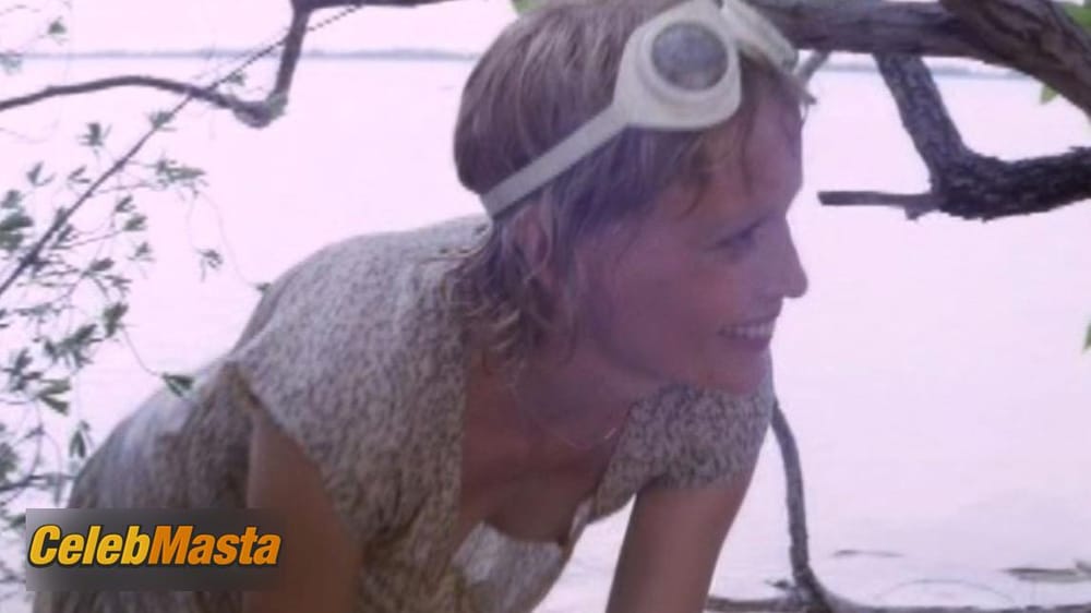 Mia Farrow Photo Set from Hurricane photo 1