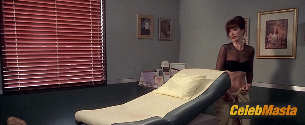 Janine Turner in Dr. T And The Women (2000)