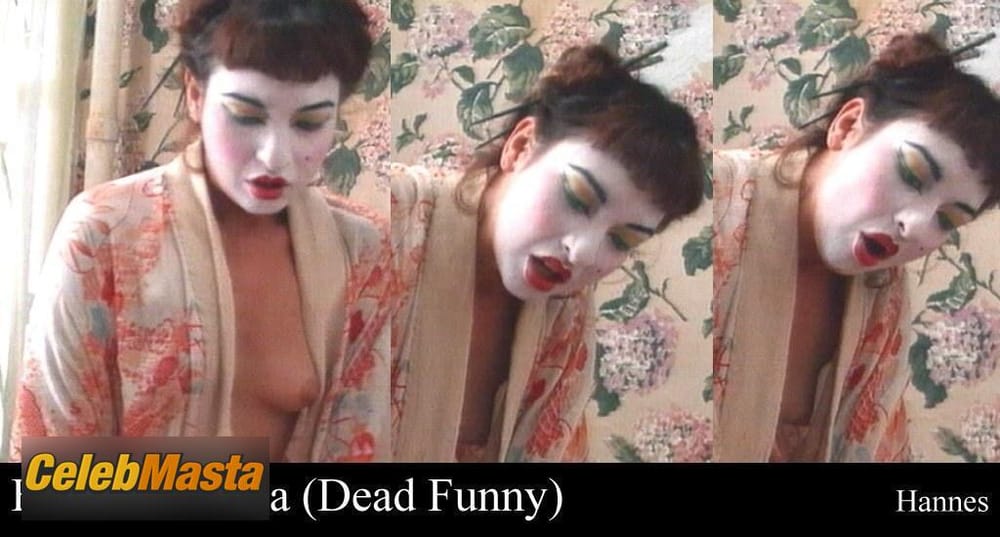 Elizabeth Pena in Dead Funny