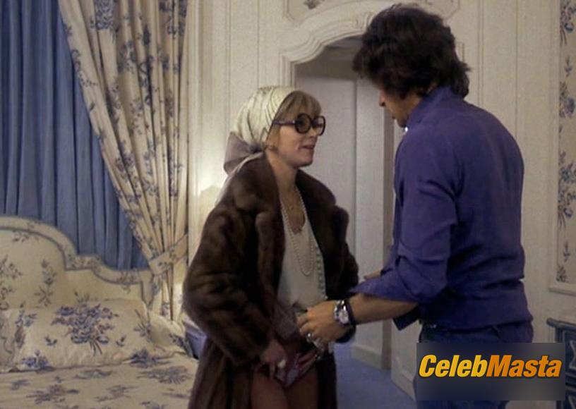 Lee Grant in Shampoo (1975)