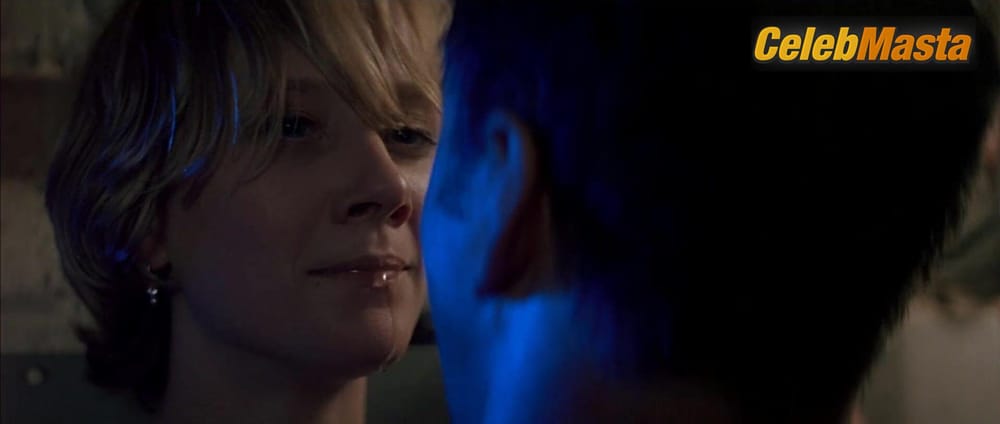 Anne Heche Photo Gallery from The Juror photo 1