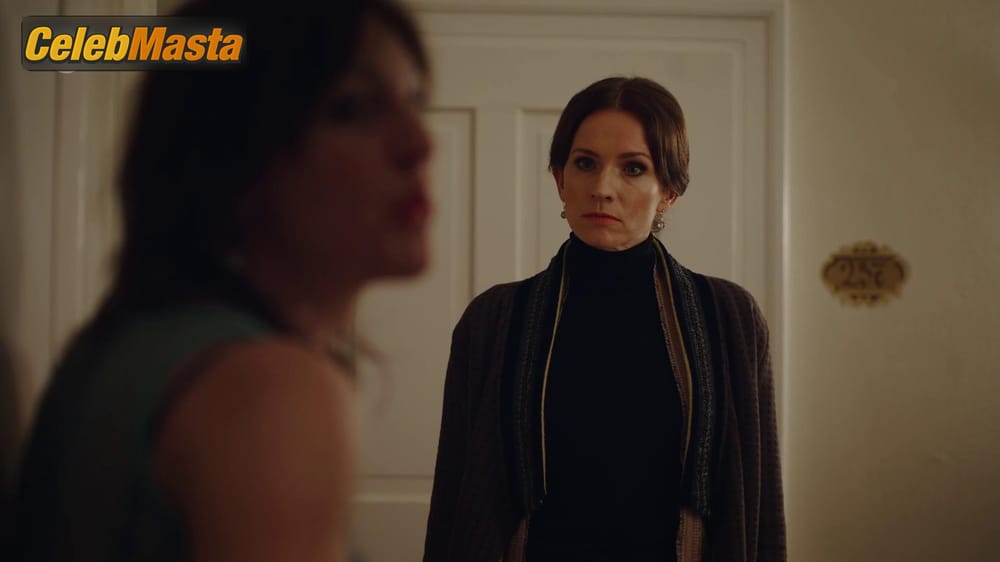Photo Gallery: Oona Von Maydell in Sleeping Dog photo 1